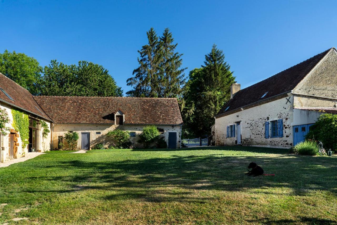 Chambre D'Hotes Chez Artiste Verrier, La Perriere - Perche ภายนอก รูปภาพ