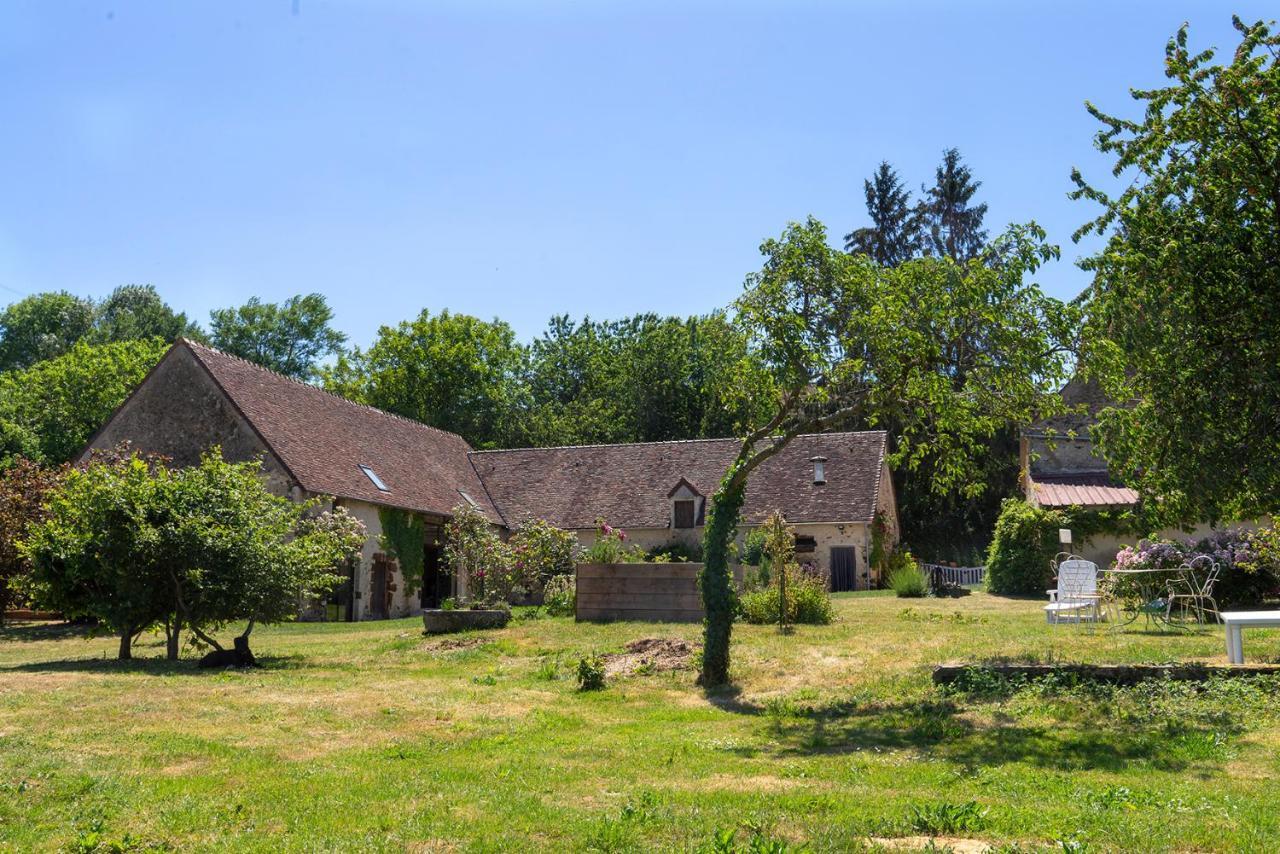 Chambre D'Hotes Chez Artiste Verrier, La Perriere - Perche ภายนอก รูปภาพ