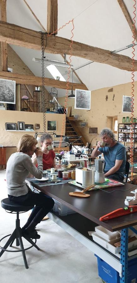 Chambre D'Hotes Chez Artiste Verrier, La Perriere - Perche ภายนอก รูปภาพ