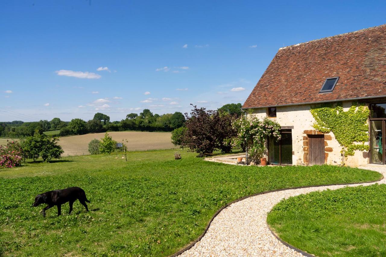 Chambre D'Hotes Chez Artiste Verrier, La Perriere - Perche ภายนอก รูปภาพ